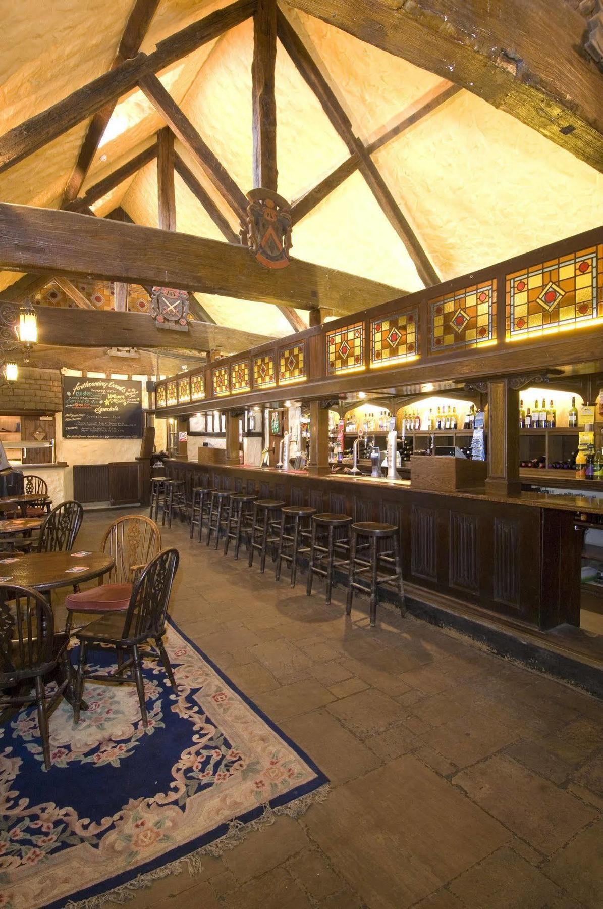 The Horseshoe Inn Herstmonceux Bagian luar foto