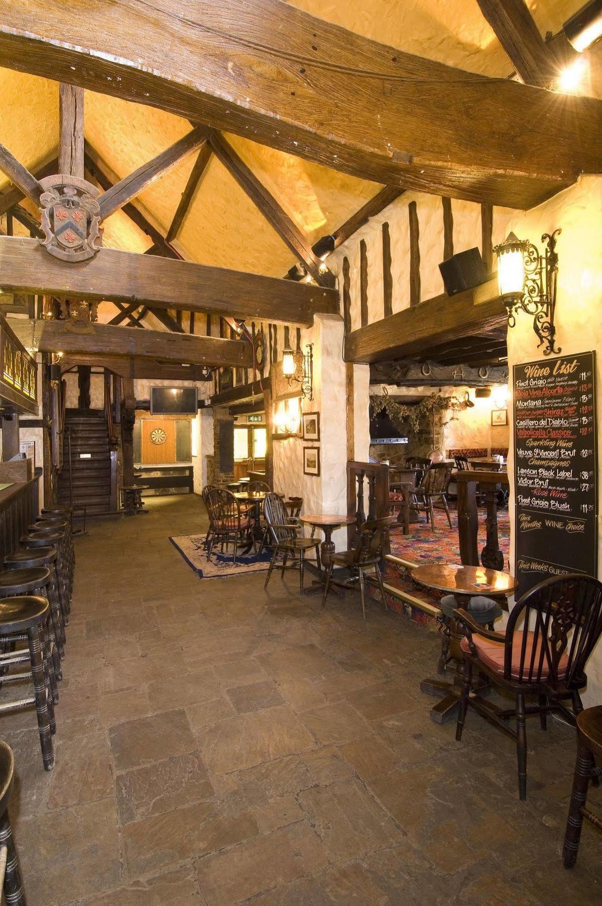 The Horseshoe Inn Herstmonceux Bagian luar foto