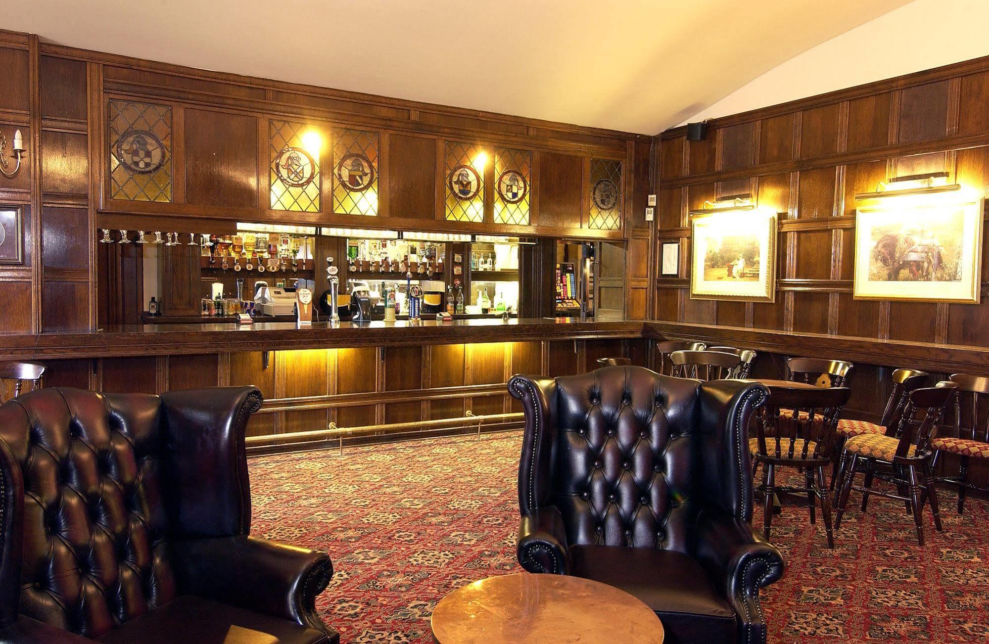 The Horseshoe Inn Herstmonceux Bagian luar foto