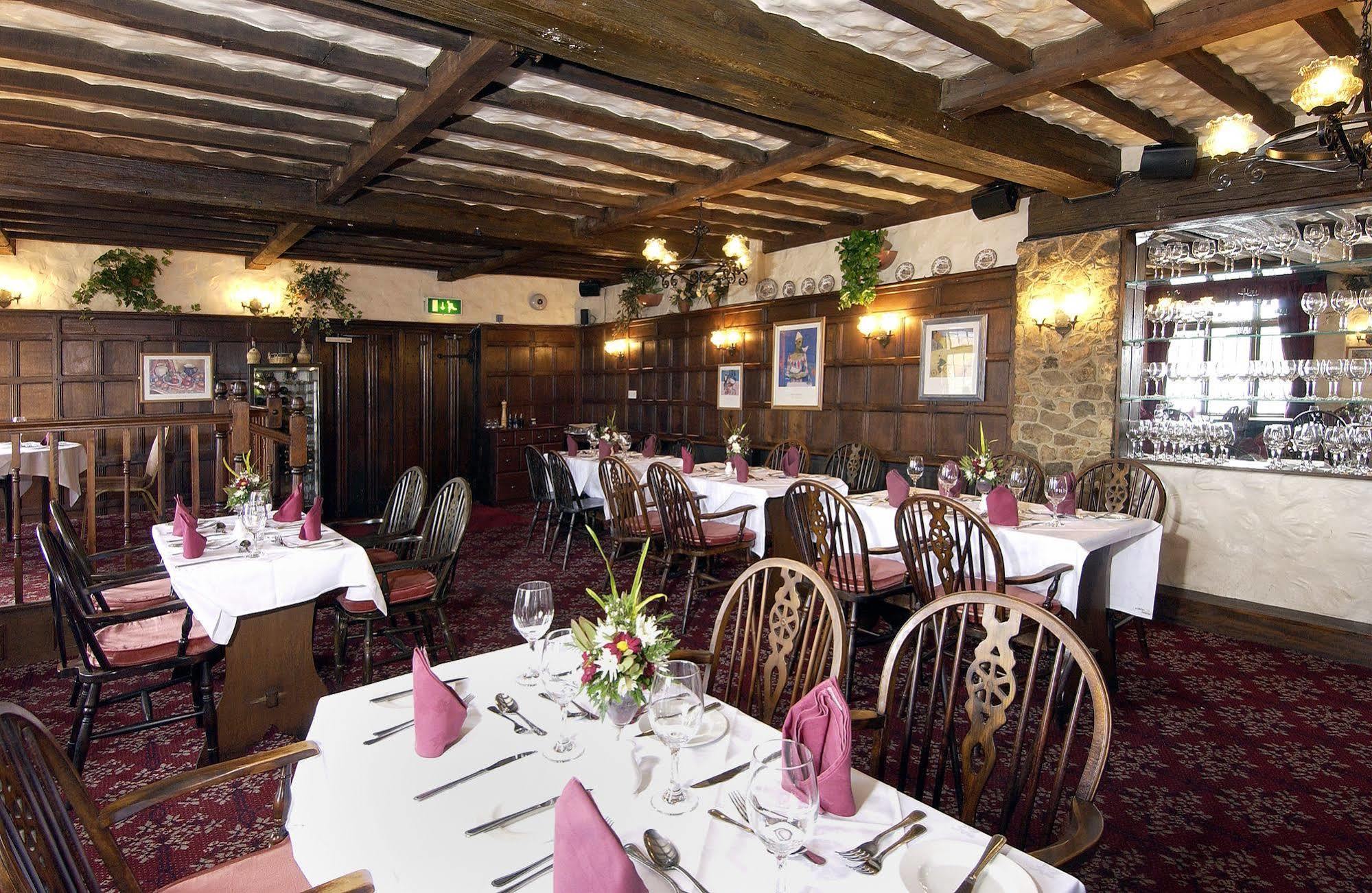 The Horseshoe Inn Herstmonceux Restoran foto