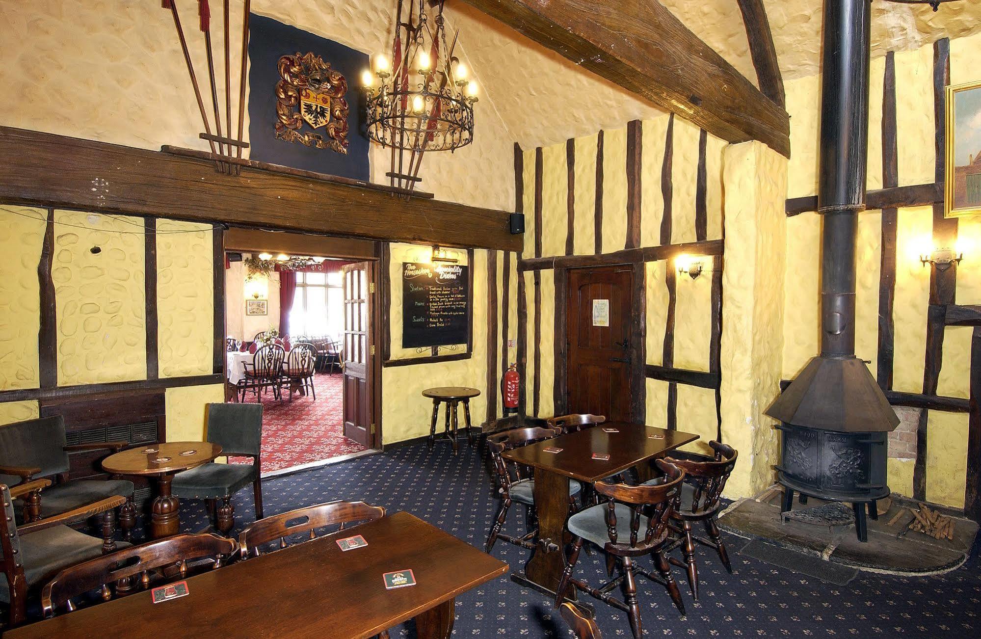 The Horseshoe Inn Herstmonceux Bagian luar foto