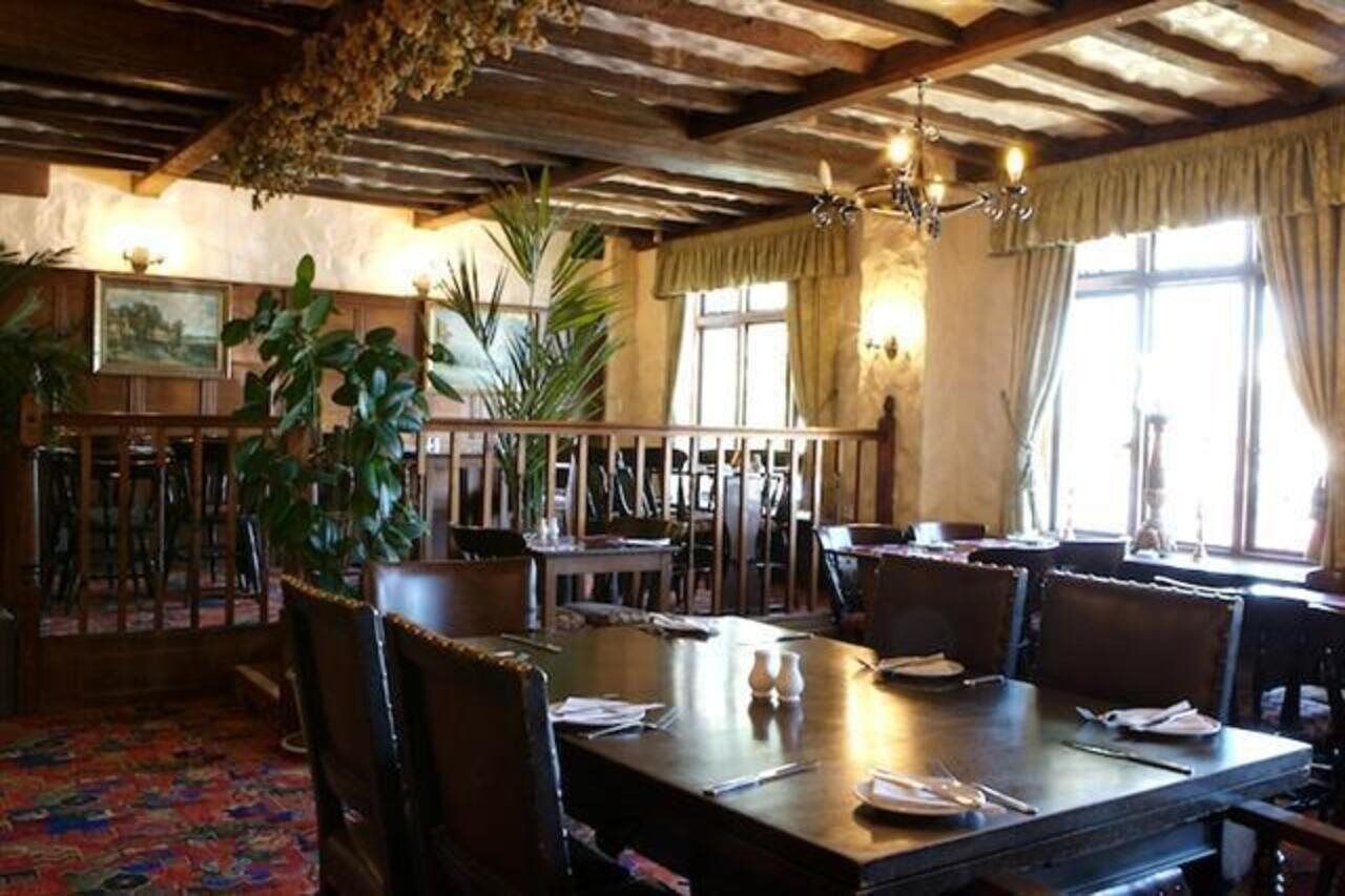 The Horseshoe Inn Herstmonceux Bagian luar foto